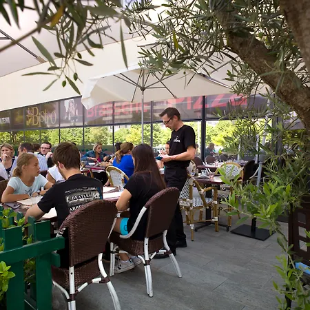 Hotell The Originals City, Alteora, Poitiers Site Du Futuroscope Chasseneuil-du-Poitou