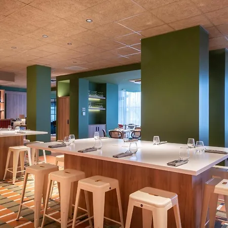原始城市,阿尔特奥拉酒店,普瓦捷观测未来公园 酒店